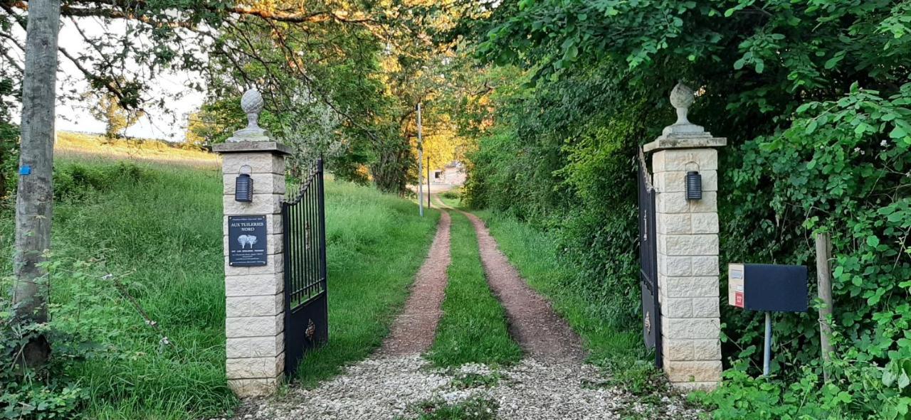 Aux Tuileries Nord B&B Créon Exteriör bild