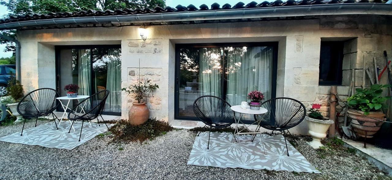 Aux Tuileries Nord B&B Créon Exteriör bild